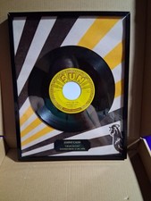 Johnny Cash – I Walk the