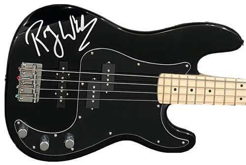 Roger waters signed - roger,