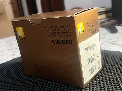 Nikon d80 battery pack - -,