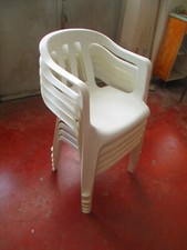 5 Sedie in Resina da Esterno (USATE)- Impilabili - Plastica Bar, Terrazzo.    BC