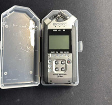 Zoom H4n Pro Handy