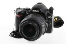 Nikon D40 con AF-S DX 18-55mm