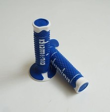 A260 COPPIA MANOPOLE DOMINO   BLU-BIANCO UNIVERSALI TM RACING SMR 125