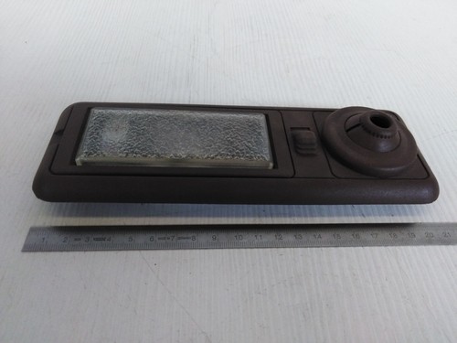Plafoniera marrone con - plafoniera,