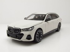 Modellino auto BMW i5 M60
