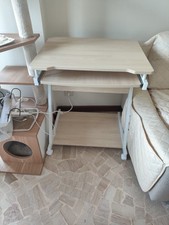 Tavolino Per Pc Con Rotelle E Con Estrattore Per Tastiera