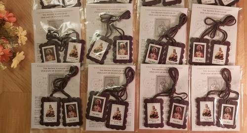 Brown scapular our - brown, of