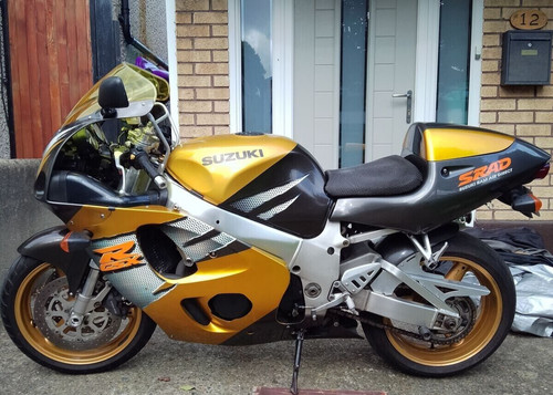 Suzuki gsxr 600 srad - suzuki,