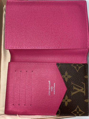 Copri passaporto monogramma