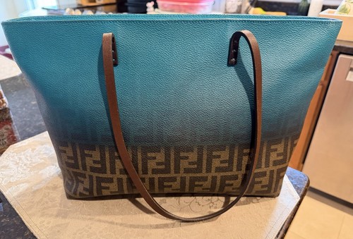 Fendi vintage authentic - fendi,