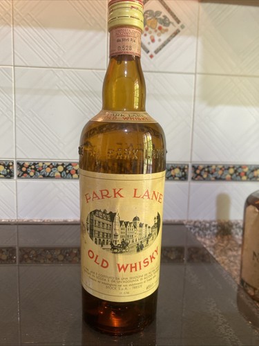 Bottiglia collezione whisky - collezione,
