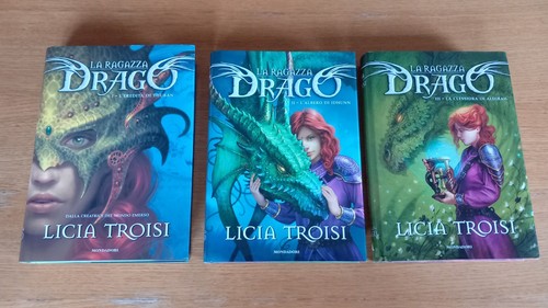 Ragazza drago primi tre - drago,
