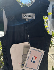 Women Vetter leather bib