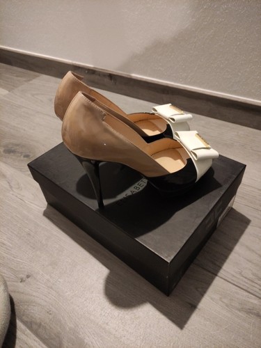 Tacchi elisabetta franchi - elisabetta,
