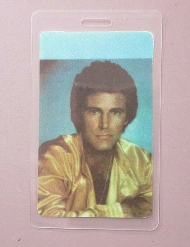 Pass backstage ricky - pass,