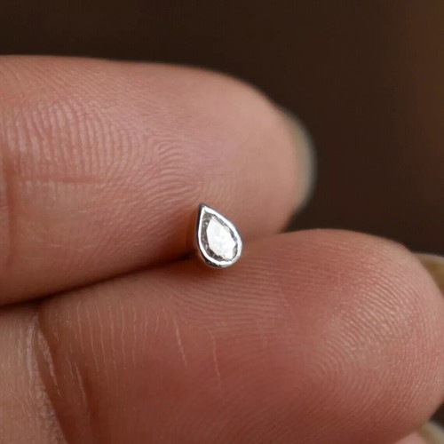 Piercing anello vite perno