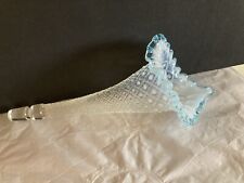 FENTON FIORE CORNO EPERGNE BLU OPALESCENTE DIAMANTE PIZZO. Exec Cond