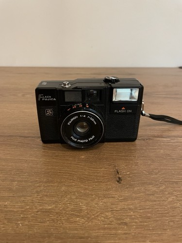 Fujica flash - fujica, s