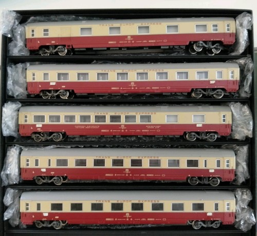 Rivarossi set carrozze tee - rivarossi,