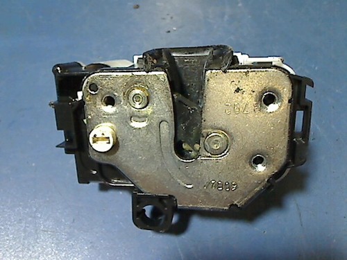 Serratura porta destra