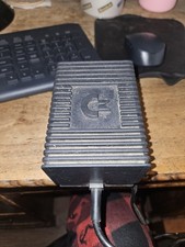 Alimentatore uscita COMMODORE