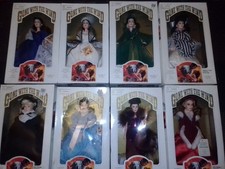 Lot de 8 Poupées Autant en