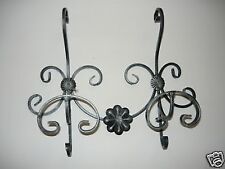 Appendiabiti a parete 2 posti in ferro battuto nero da fissare a muro artistico