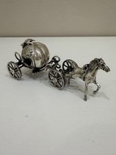 Carrozza con cavallo - con,