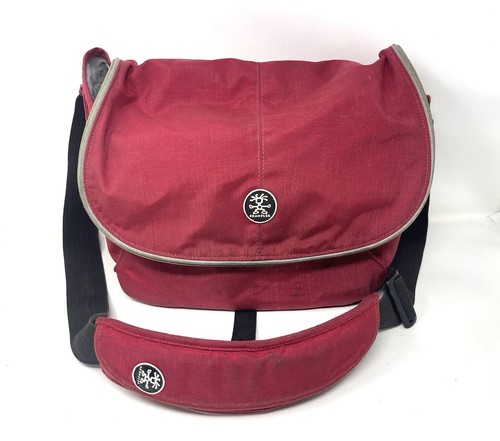 Crumpler camera bag - bag, red