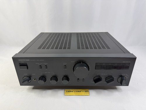 Amplificatore stereo integrato