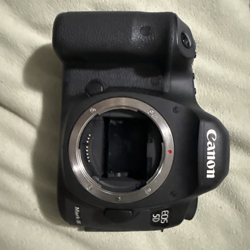 Canon eos mark iii 3mp - canon,