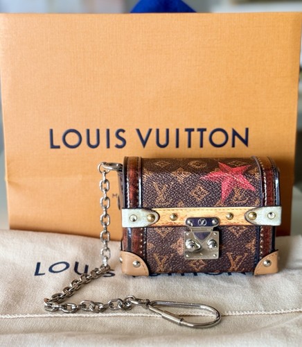 Louis vuitton essential - louis,