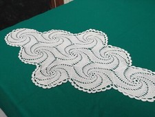 DUE CENTRI OVALI UNCINETTO