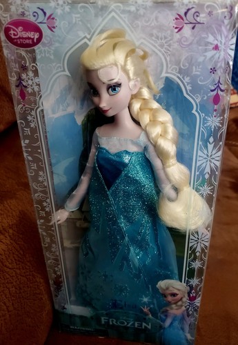2013 disney store - disney,