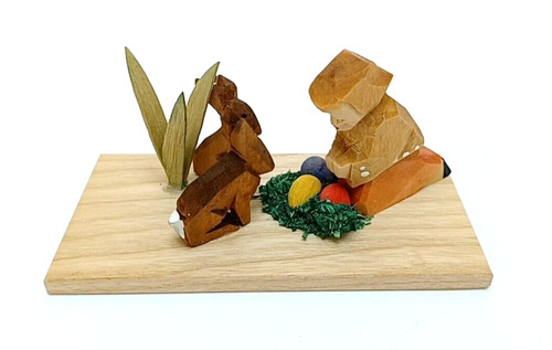 Bambina con coniglio pasqua - coniglio,