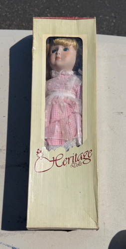 Vintage 1980s heritage - heritage, dolls