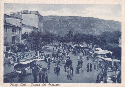Fiuggi piazza del mercato - fiuggi,