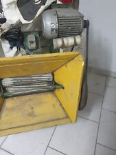 antica pigiatrice  per uva in