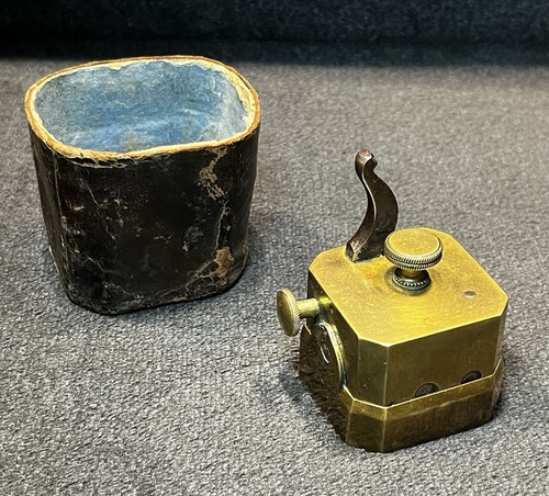 Antico scarificatore salasso