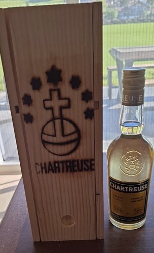 Chartreuse jaune tarragone - chartreuse,