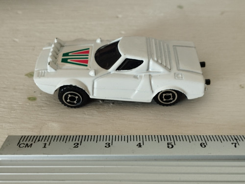 Modellino auto bburago lancia - auto,