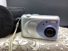 Nikon Coolpix 2000 zoom ottico