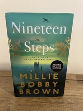 📚Nineteen Steps by Millie