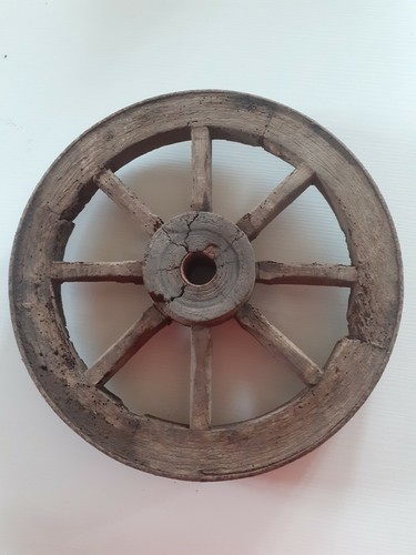Antica piccola ruota - , di