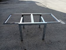 Tavolo In Metallo Cromato Design Anni 80.