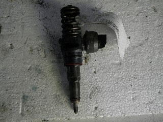 Iniettore 038130073aq golf - vw,