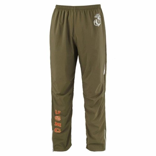 Pantaloni nuovi con etichette
