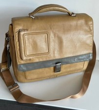 Professionale giovanile   elegante  Borsa cartella  in pelle    Piquadro