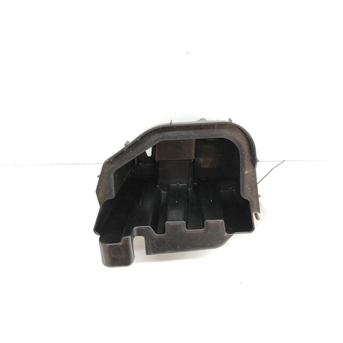 Mercedes benz eqb - x243, box