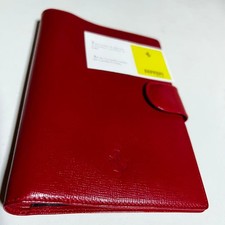 Ferrari rara rubrica in pelle